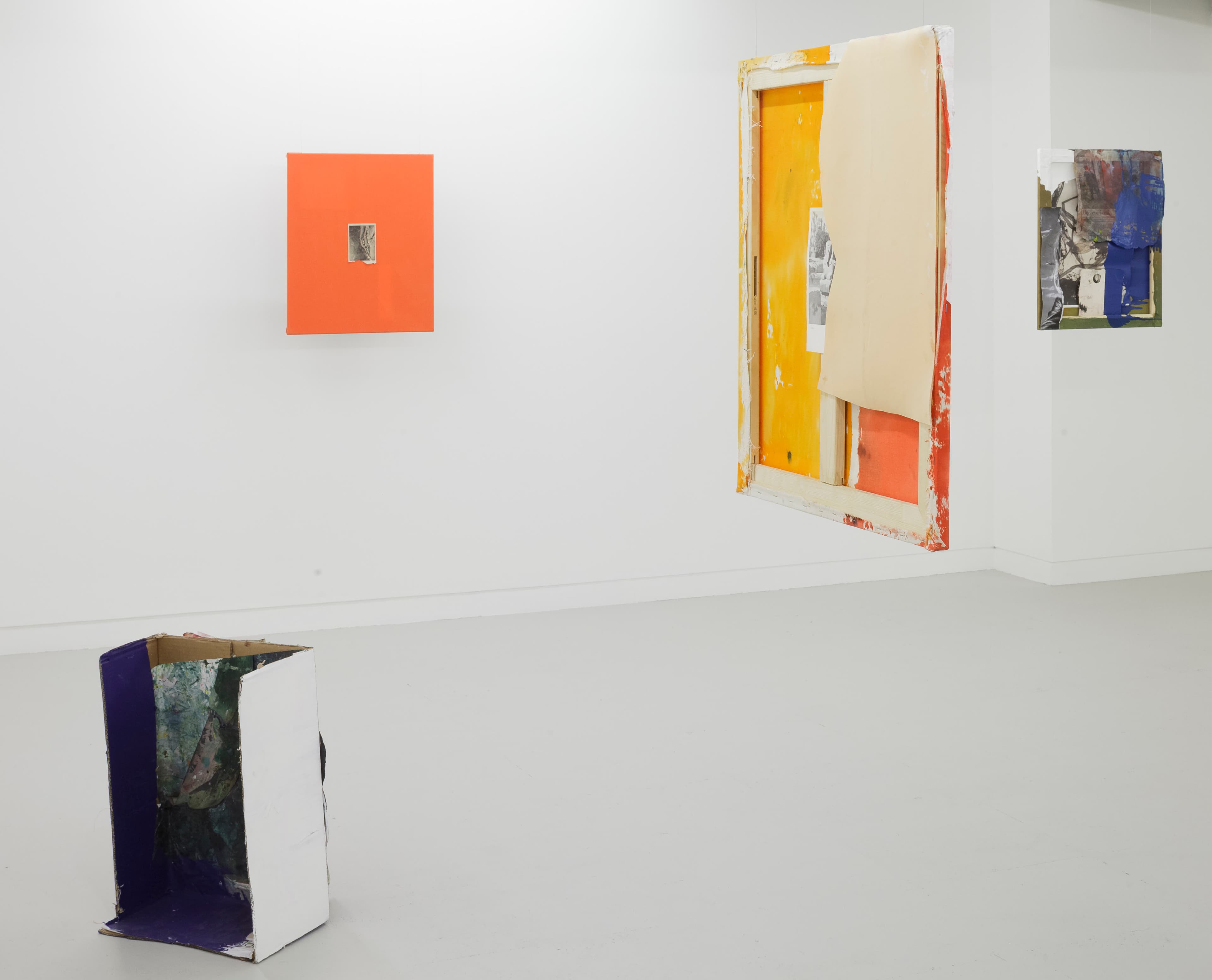 installation shots of Hugo Canoilas' exhibition at Workplace London