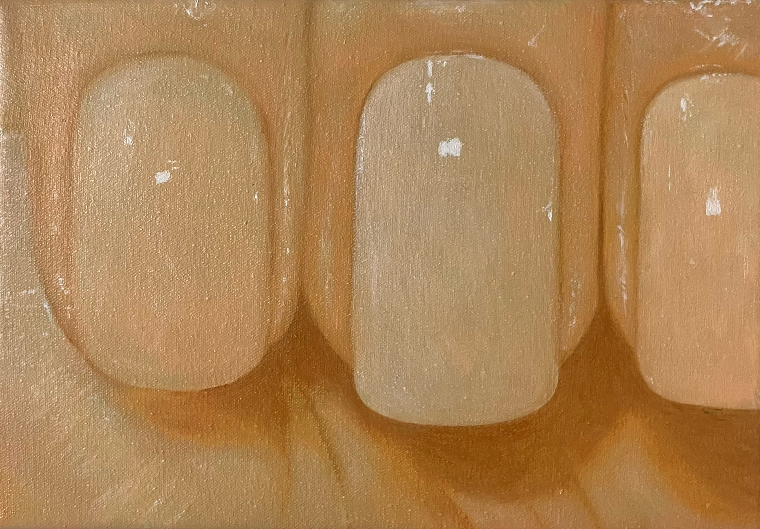 A painting by Xingxin Hu of a closeup of glossly beige nails